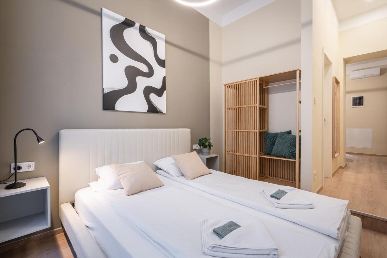 N36- Boutique Apartments, Best Location, By Bqa بودابست الغرفة الصورة